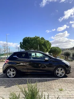 Peugeot 208 1.6 e-HDi Allure 95g