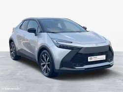 Toyota C-HR 1.8 Hybrid Square Collection