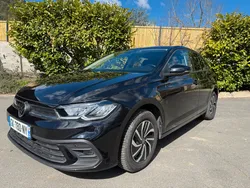 Volkswagen Polo VI TSI 95ch Bvm Life + Business PHII . 1 ère main. GPS Caméra Car play. 74920 kms