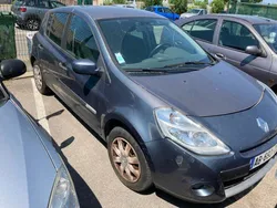 Renault clio 3 1.2 100ch 5 porte climatisé