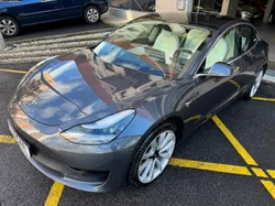 Tesla Model 3 Standard Range Plus RWD