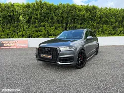 Audi Q7 3.0 TDI quattro tiptronic 7L