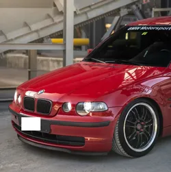 BMW 318i Compétemment tunnée et préparée, seulement 102'000 km, 1ere main