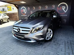Mercedes-Benz GLA 220 CDi Urban 4-Matic