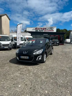 PEUGEOT 308 1.6 HDi 115 CH ALLURE