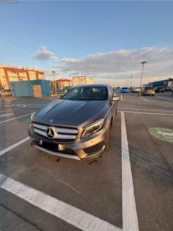Mercedes-Benz GLA 200 AMG Line