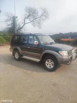Toyota Land Cruiser 3.0 TD Pack 2