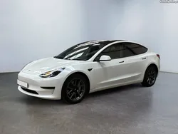 Tesla Model 3 Standard Range Plus RWD