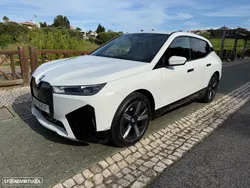 BMW iX xDrive 40 Pack Desportivo