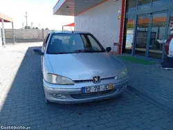 Peugeot 106 gasolina