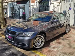 BMW SERIE 3 E90 335i 306 CV Luxe A / TOIT OUVRANT PANO / SIEGES ELEC. / RADAR