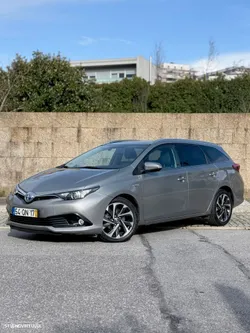 Toyota Auris Touring Sports 1.8 HSD Comfort