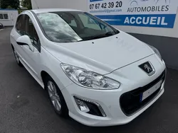 Peugeot 308 1.6 Active 120 CV PREMIERE MAIN FAIBLE KM