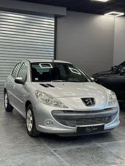 Peugeot 206+ 1.4 i 75 cv Génération - Garantie 12 mois