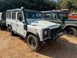 Vend defender land Rover