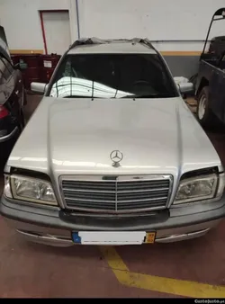 Mercedes-Benz C 220 220