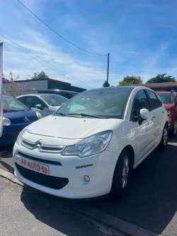 Citroën C3 II 1.6 BlueHDi 100ch Exclusive, Toit Zenith berline, Blanc, 5 cv, 5 portes