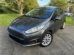 Ford Fiesta Gasolina muitos extras Titanium X