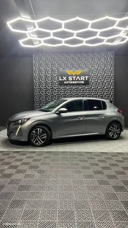 Peugeot 208 1.2 PureTech Allure EAT8
