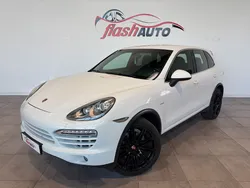 PORSCHE CAYENNE 3.0 TDi V6 TIPTRONIC S 245cv/2013