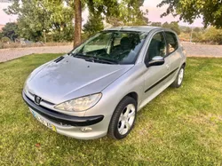 Peugeot 206 Ano 2004