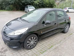 Peugeot 207 1.4i Trendy 180.000km 2008