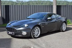 Aston Martin V12 Vanquish S