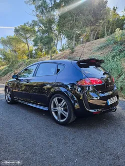 SEAT Leon 2.0 TDI DPF FR