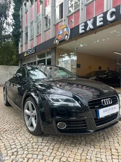 Audi TT Roadster 2.0 TDi quattro S-line