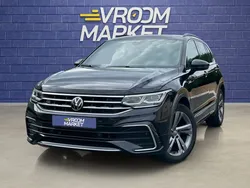 VOLKSWAGEN Tiguan R-Line 150ch - Garantie 2028 - Suivi entretien complet VW - Caméra de recul - Hayon électrique - CarPlay- Origine France - 2 eme main