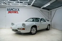 Porsche 928 S4 320ch – V8 5.0 – Boîte automatique- Historique complet