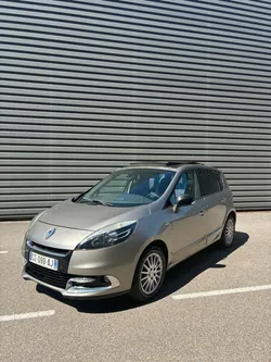 RENAULT SCENIC III dCi 130 FAP Bose / ATTELAGE/ TOIT OUVRANT