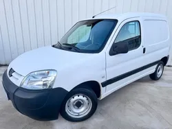 PEUGEOT PARTNER Ph2 CONFORT 1.9 D 70cv 1°MAIN à 4750 HT et TVA 20% 950 RÉCUPÉRABLE