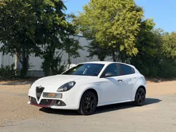 Alfa Romeo Giulietta Serie 2 2.0 JTDM 150ch Lusso – Gps – Clim – Révisée & garantie 6 mois