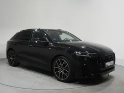 AUDI Q8 55 TFSIe Black line quattro tiptronic