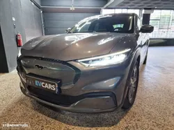Ford Mustang Mach-E Alargada