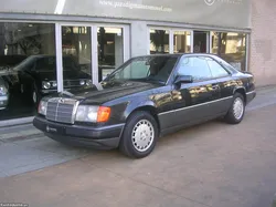 Mercedes-Benz 200 CE (W124)