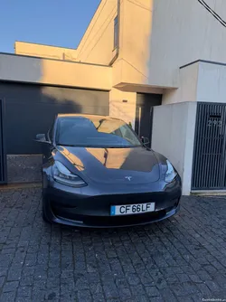 Tesla Model 3 LFP 92% _ Standard Range Plus RWD