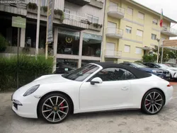 Porsche 911 Carrera 4