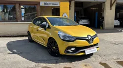 Renault Clio IV R.S. Trophy 1.6 T 220 EDC
