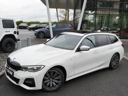 Série 3 Touring M-Sport 320d 190CH Garantie 6 ans Suivi BMW Hayon électrique Toit ouvrant Sièges semi cuir alcantara chauffants LED Caméra de recul GPS Apple Car Play Android Auto 18P 469/mois