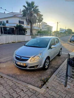 Opel Corsa 1.2i de 2011 (5 portas)