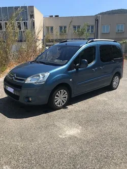 STOP AFFAIRE Citroën Berlingo HDi 110 FAP Multispace Pack, 6 cv, TBE, BVM