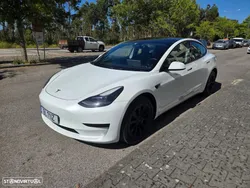 Tesla Model 3 Tração Traseira