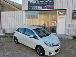 Toyata Yaris 1.3 Vvti 100 ch Dynamic 67000 km 12/2013 1ère Main
