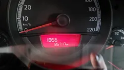 VW Up! 1.0 AC   850000km muito novo