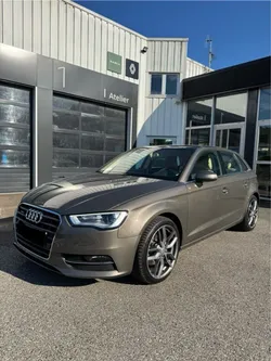 Audi A3 SportBack 1.8TFSI QUATTRO 180ch TOIT OUVRANT JANTES ALUMINIUM 18" CT VIERGE