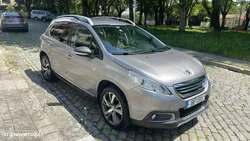 Peugeot 2008 1.2 PureTech Crossway