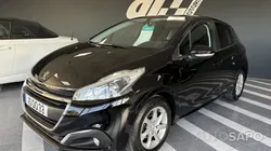 Peugeot 208 1.2 PureTech Life Signature de 2015