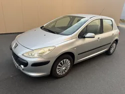 307 1.6 hdi 90 année 2006
